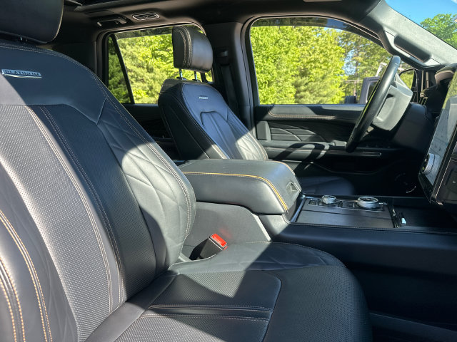 Certified 2024 Ford Expedition Platinum AWD/4WD image 17