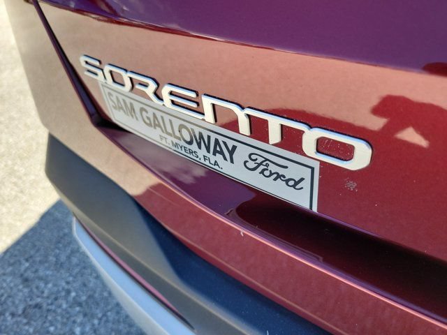 Used 2024 Kia Sorento LX FWD image 7