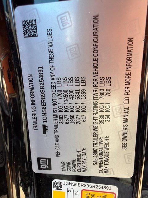Used 2025 Chevrolet Suburban RST w/ RST Capability Package AWD/4WD image 11