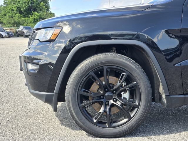 Used 2021 Jeep Grand Cherokee Freedom Edition RWD image 9