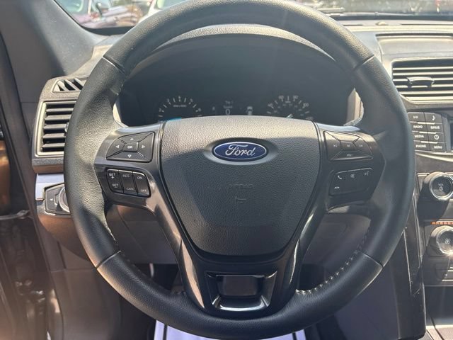 Certified 2019 Ford Explorer XLT AWD/4WD image 18