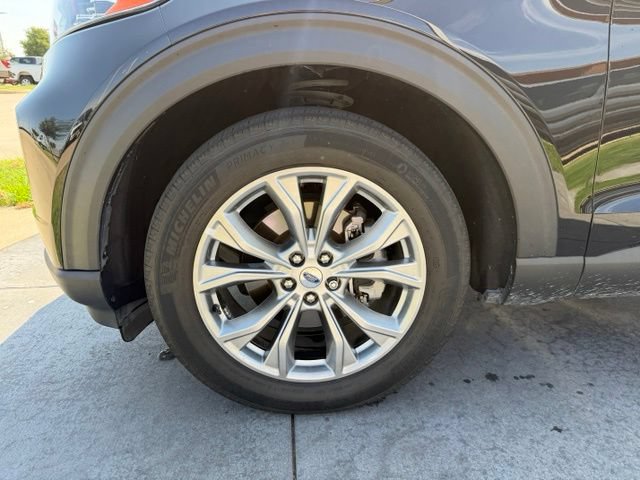 Certified 2023 Ford Explorer XLT w/ Equipment Group 202A RWD image 4