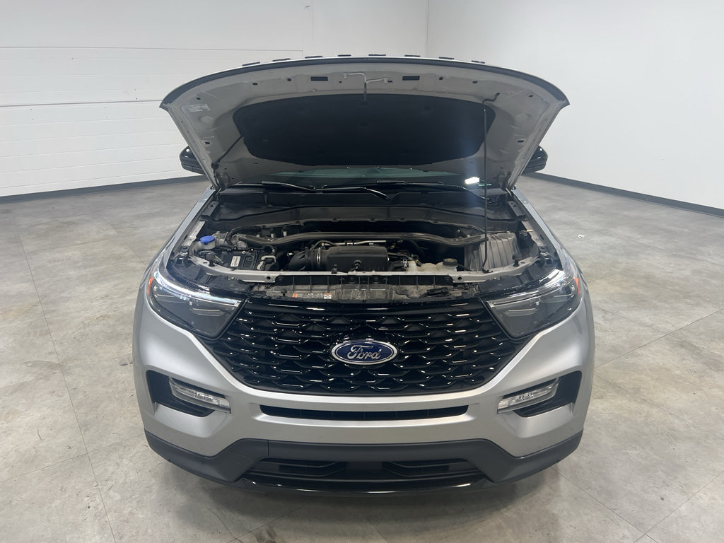 Certified 2024 Ford Explorer ST-Line w/ Class IV Trailer Tow Package AWD/4WD image 9