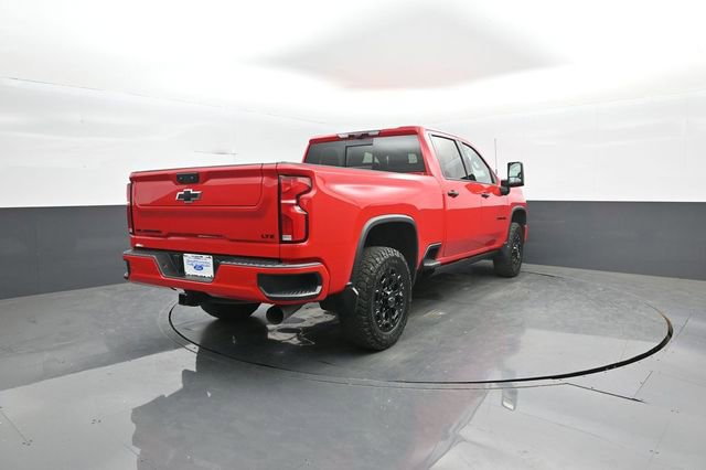 Used 2024 Chevrolet Silverado 2500 LTZ w/ LTZ Plus Package image 7