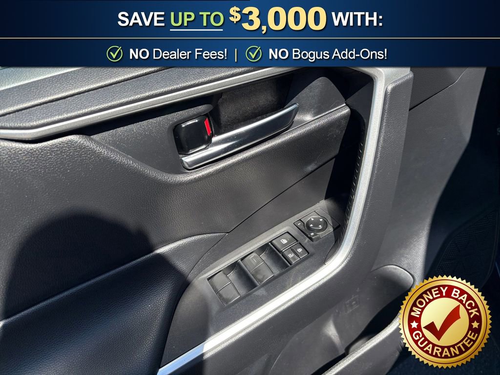 Used 2020 Toyota RAV4 XLE FWD image 16
