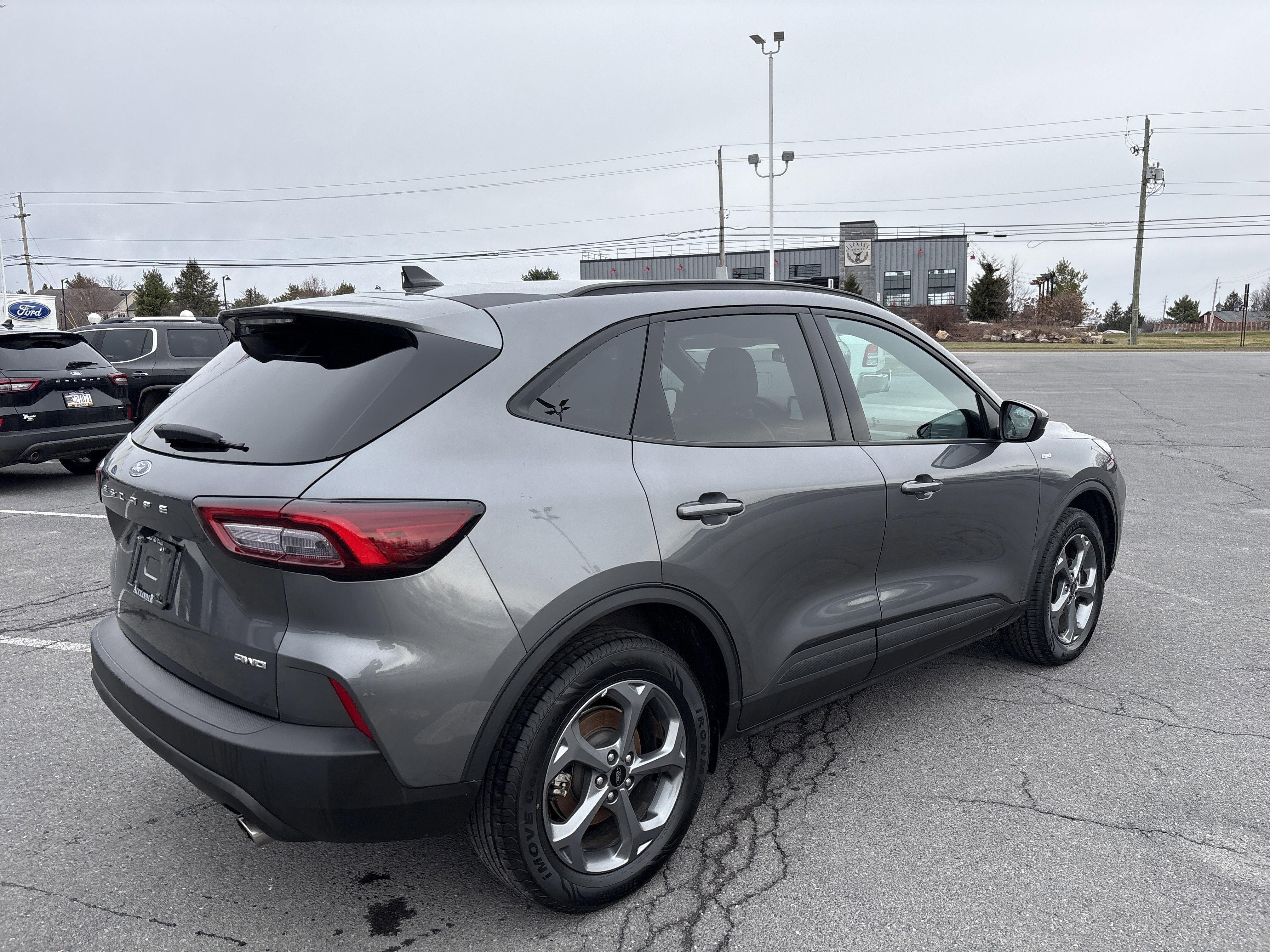 Certified 2025 Ford Escape ST-Line Select AWD/4WD image 5