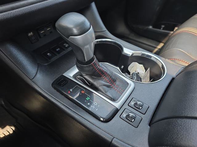 Used 2019 Toyota Highlander SE AWD/4WD image 36