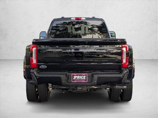 Certified 2026 Ford F450 Platinum w/ FX4 Off-Road Package AWD/4WD image 7