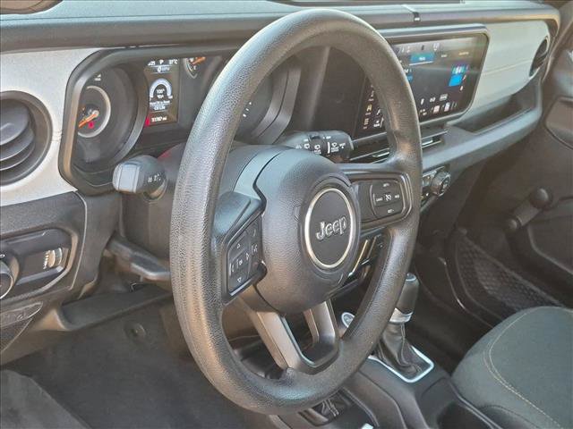 Used 2024 Jeep Wrangler Sport AWD/4WD image 10