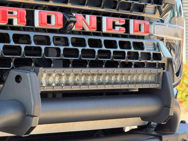 Certified 2023 Ford Bronco Wildtrak AWD/4WD image 11