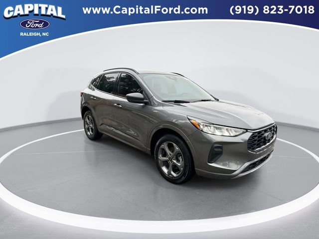 Certified 2024 Ford Escape ST-Line w/ Tech Pack #1 image 8
