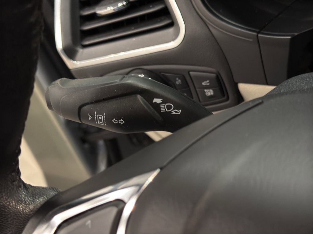 Certified 2022 Ford Edge Titanium image 16