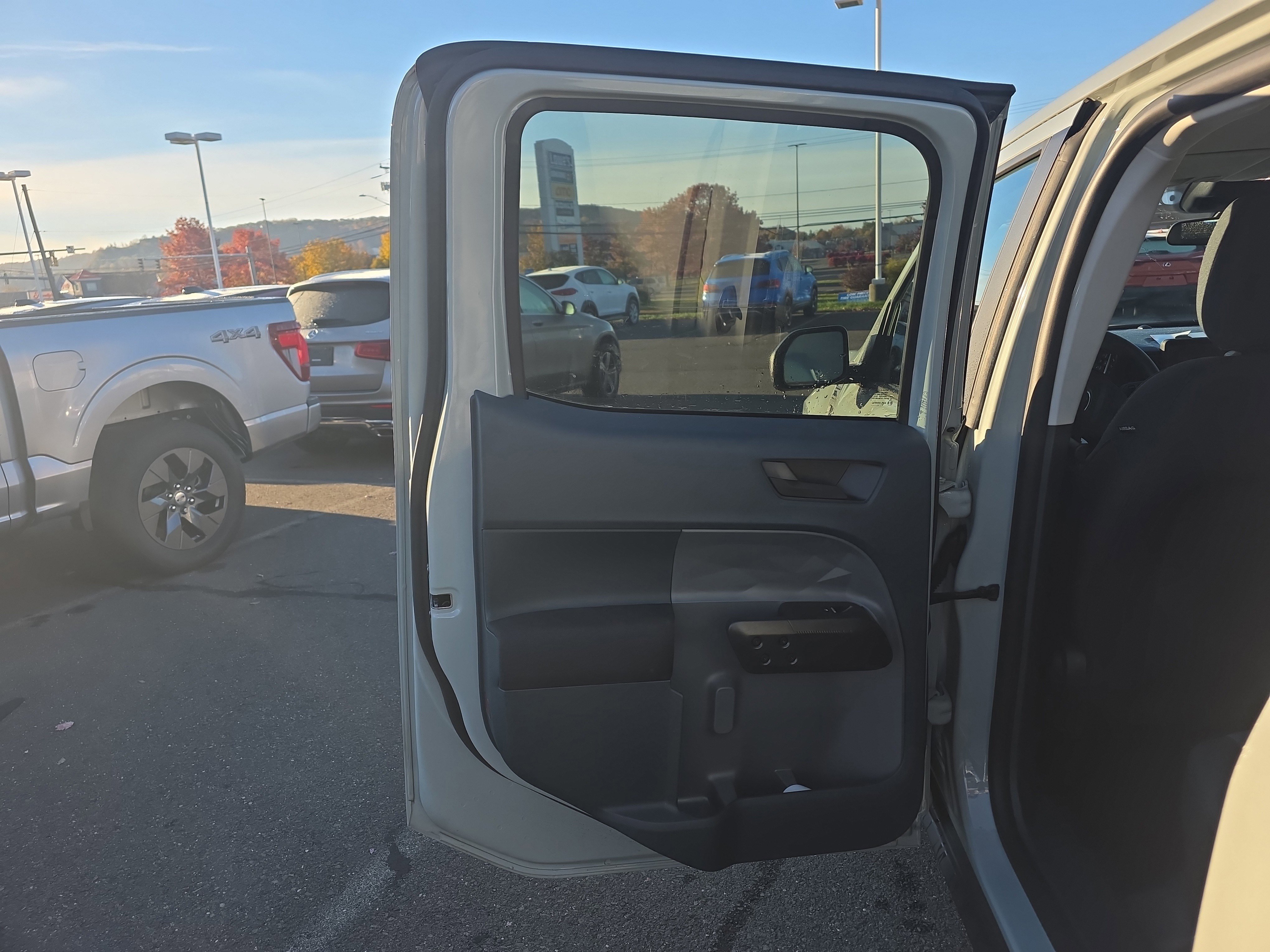 Certified 2023 Ford Maverick XL image 21