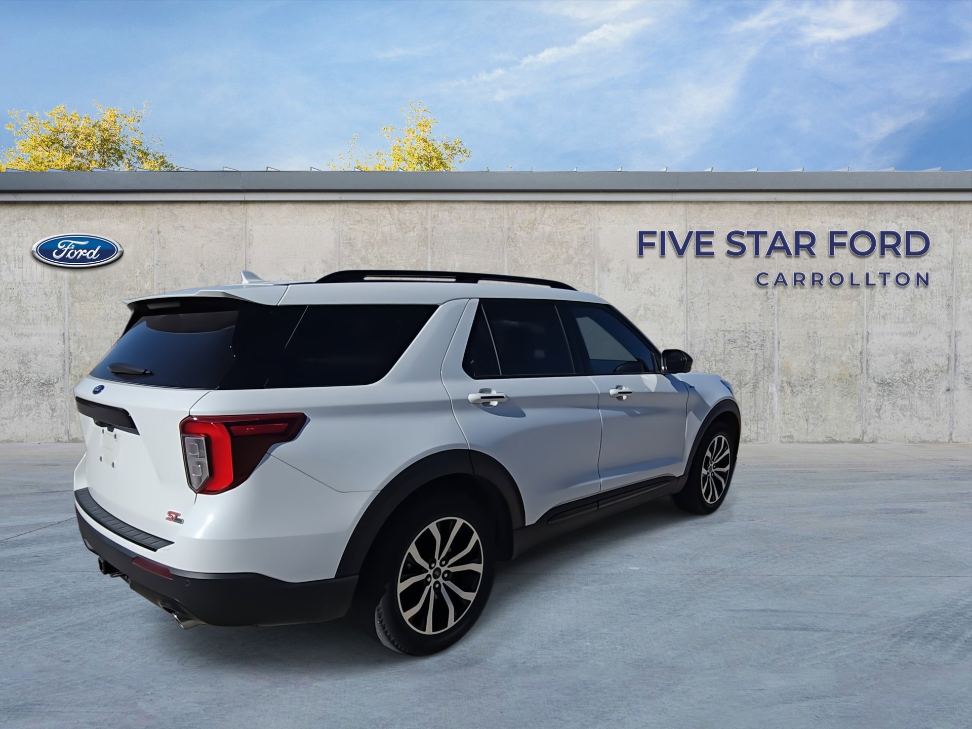 Certified 2023 Ford Explorer ST-Line w/ Class IV Trailer Tow Package image 9