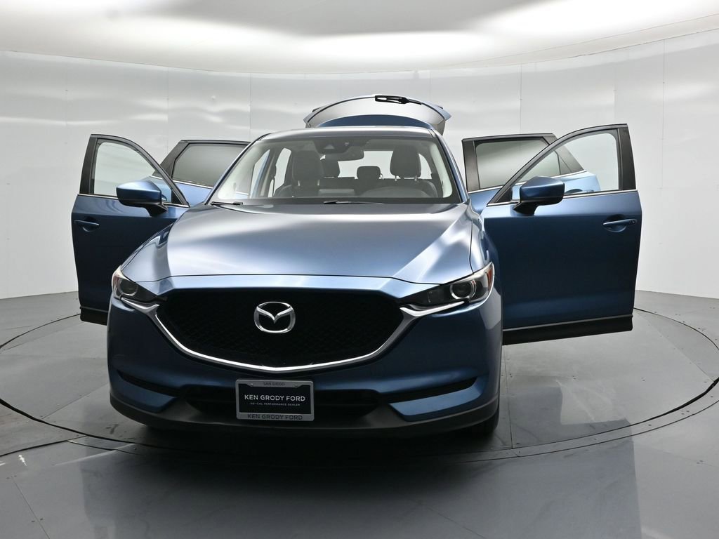 Used 2017 MAZDA CX-5 Touring w/ Preferred Equipment Package FWD image 29