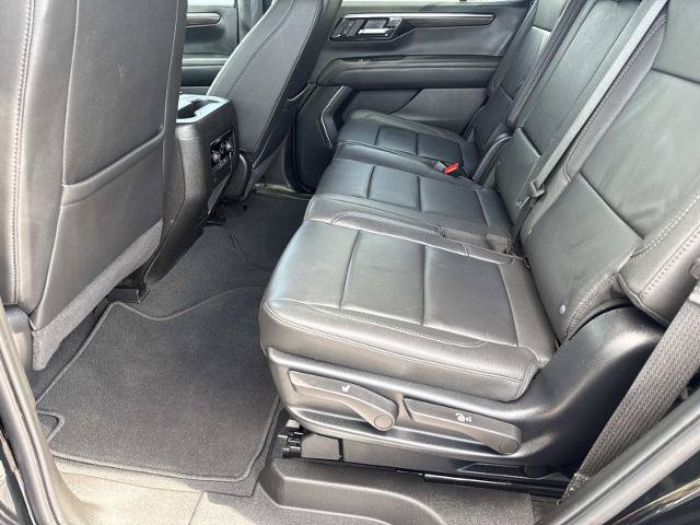 Used 2025 Chevrolet Tahoe LT RWD image 15