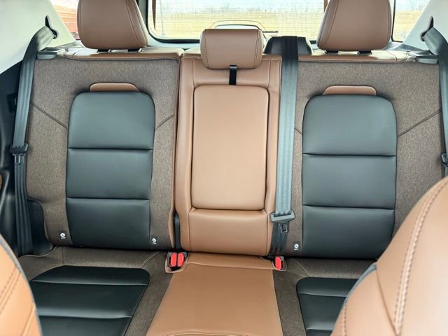 Certified 2025 Ford Bronco Sport Outer Banks w/ Outer Banks Tech Package+ AWD/4WD image 31