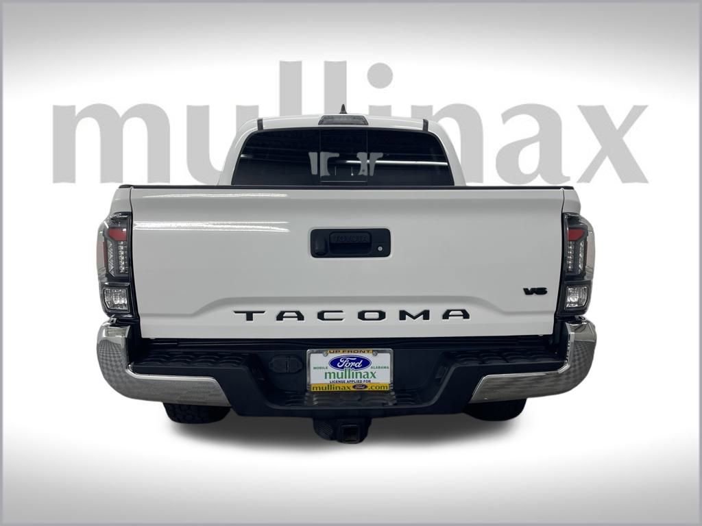 Used 2020 Toyota Tacoma TRD Off-Road image 4