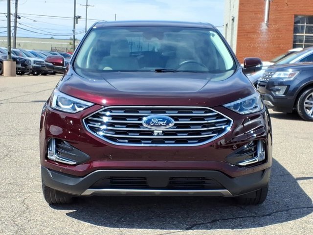 Certified 2024 Ford Edge Titanium w/ Equipment Group 301A AWD/4WD image 16