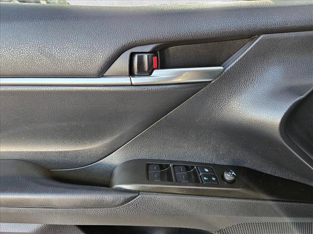 Used 2022 Toyota Camry SE w/ Convenience Package FWD image 26