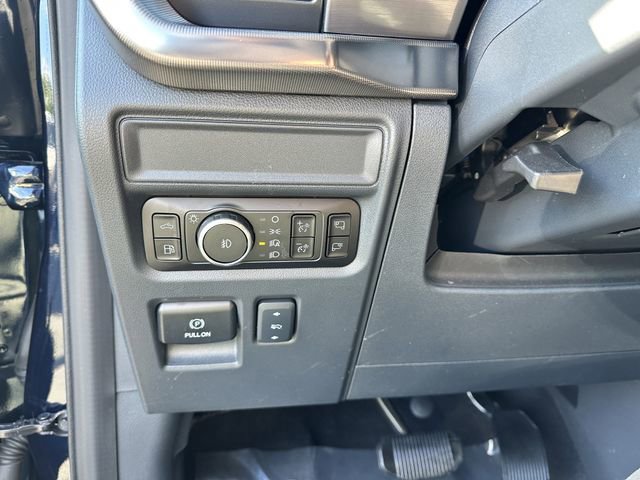 Certified 2025 Ford F150 Lariat w/ Equipment Group 501A Mid image 30