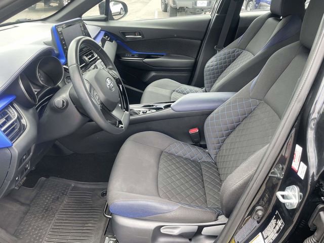 Used 2022 Toyota C-HR XLE FWD image 15