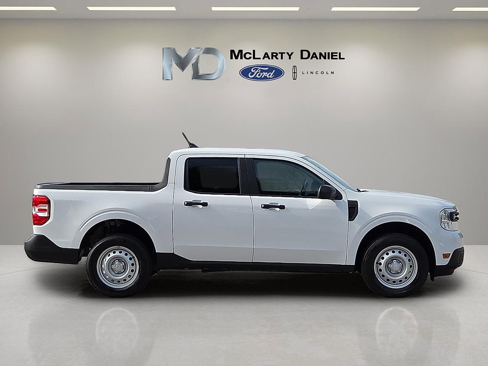 Certified 2022 Ford Maverick XL FWD image 6
