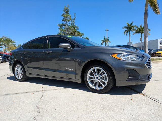 Certified 2019 Ford Fusion SE image 7