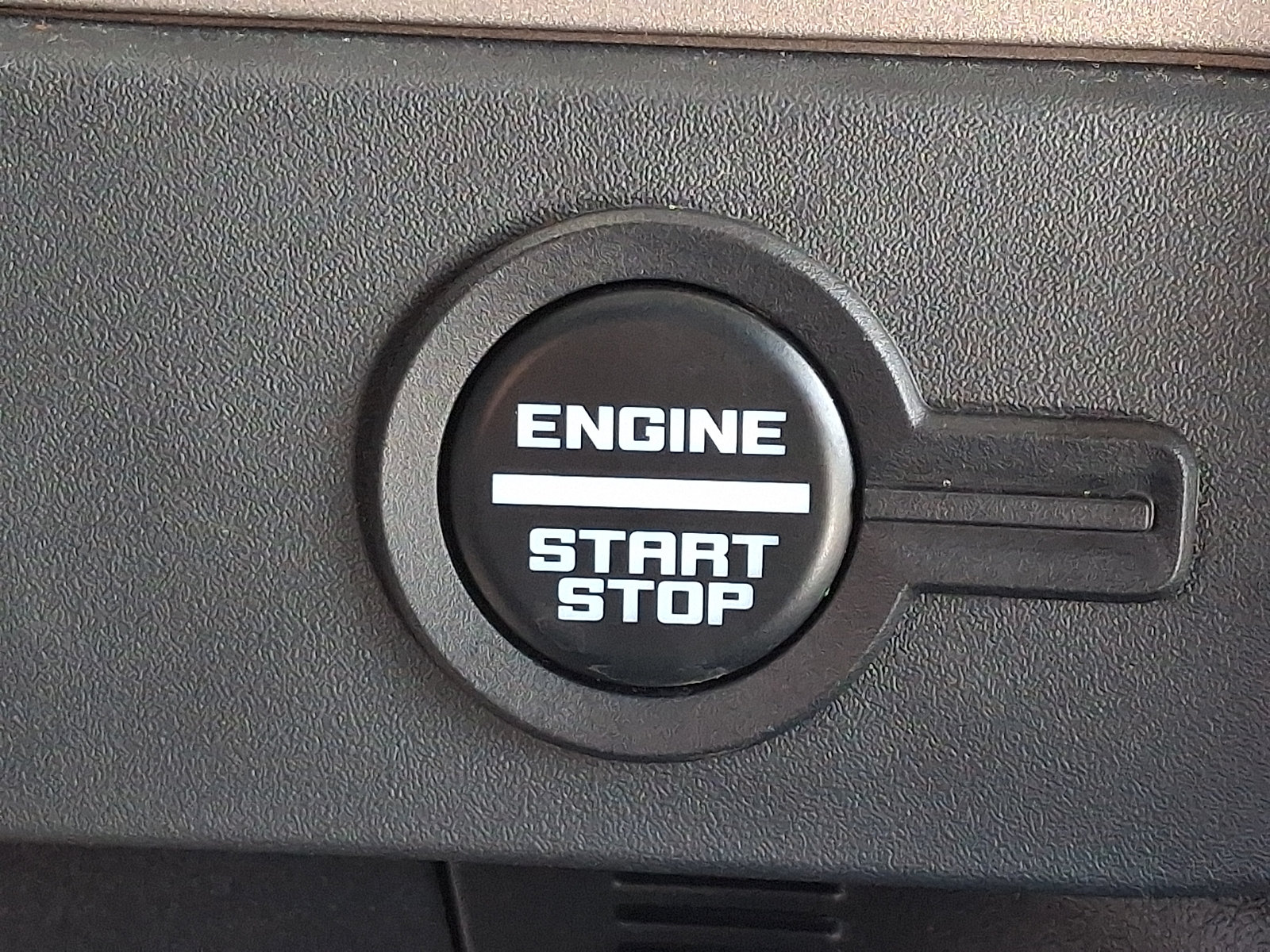 Certified 2025 Ford Bronco Outer Banks AWD/4WD image 24