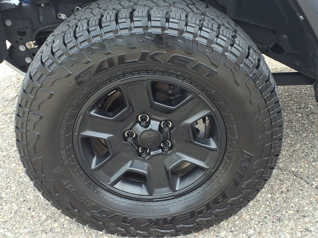 Used 2023 Jeep Gladiator Mojave w/ LED Lighting Group AWD/4WD image 31