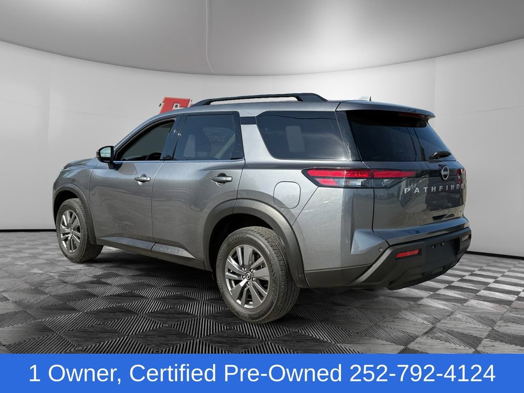 Used 2025 Nissan Pathfinder SV AWD/4WD image 3