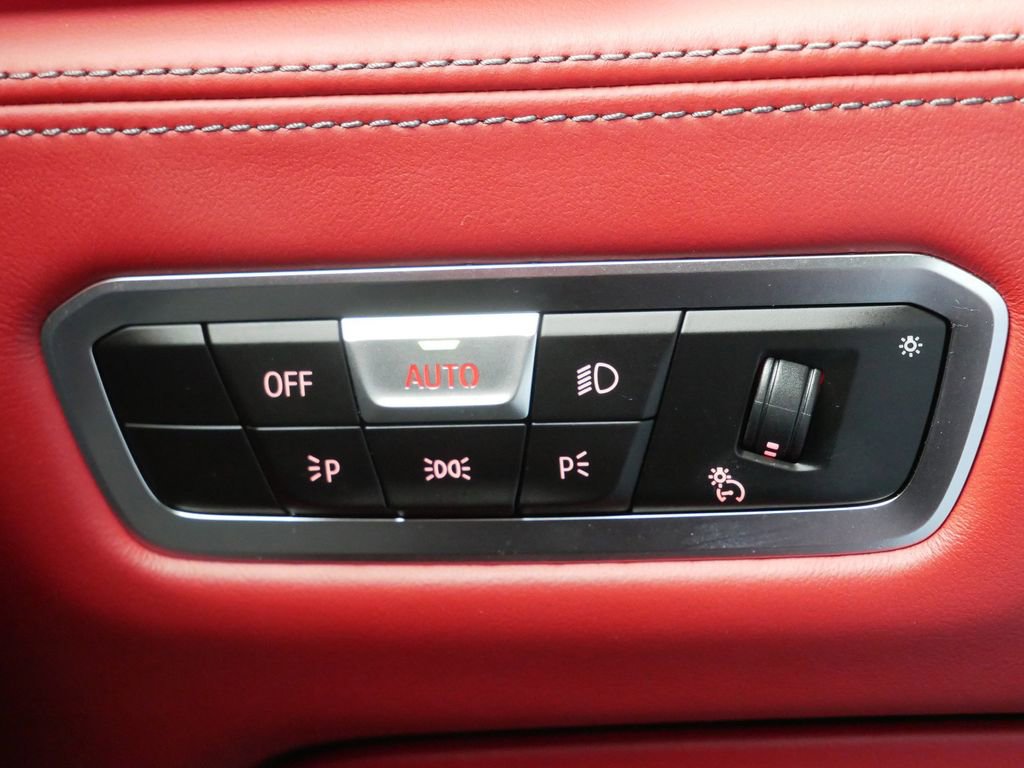 Used 2021 BMW X5 M Base w/ Competition Package image 27