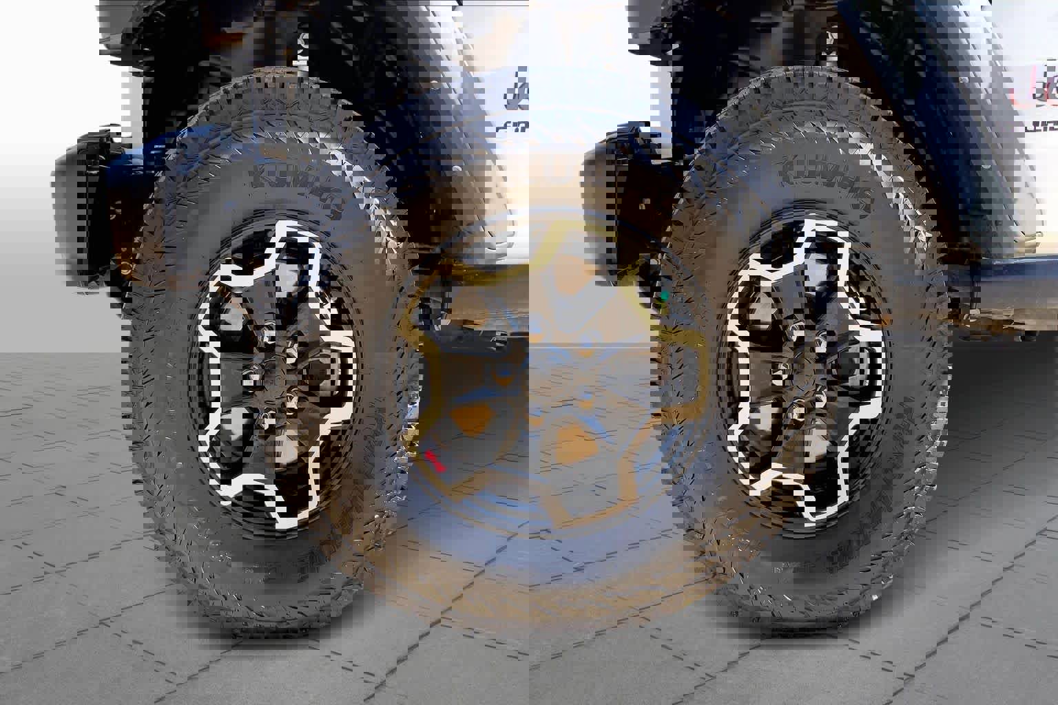 Used 2020 Jeep Gladiator Rubicon image 13