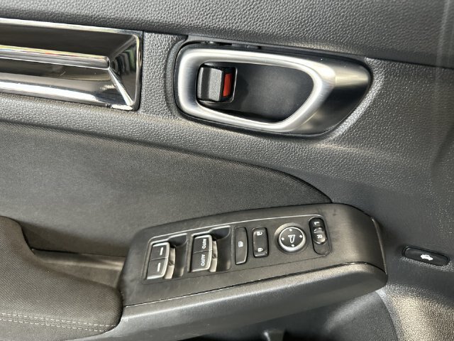 Used 2022 Honda Civic EX image 19