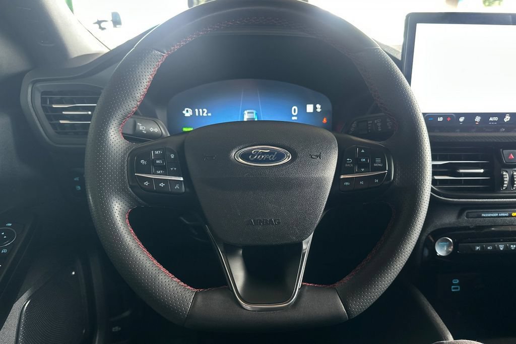 Certified 2023 Ford Escape ST-Line Elite AWD/4WD image 24