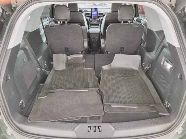 Certified 2023 Ford Explorer Limited w/ Limited Technology Package AWD/4WD image 16