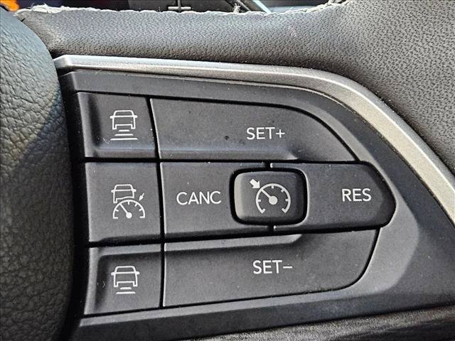 Used 2023 Jeep Grand Cherokee L Laredo w/ Luxury Tech Group I AWD/4WD image 12