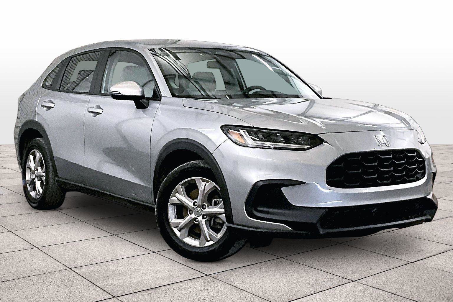 Used 2024 Honda HR-V LX image 2