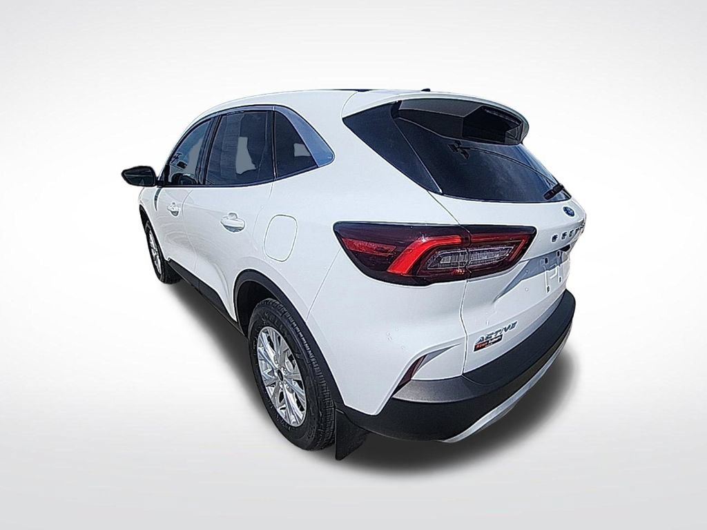 Certified 2023 Ford Escape Active AWD/4WD image 5