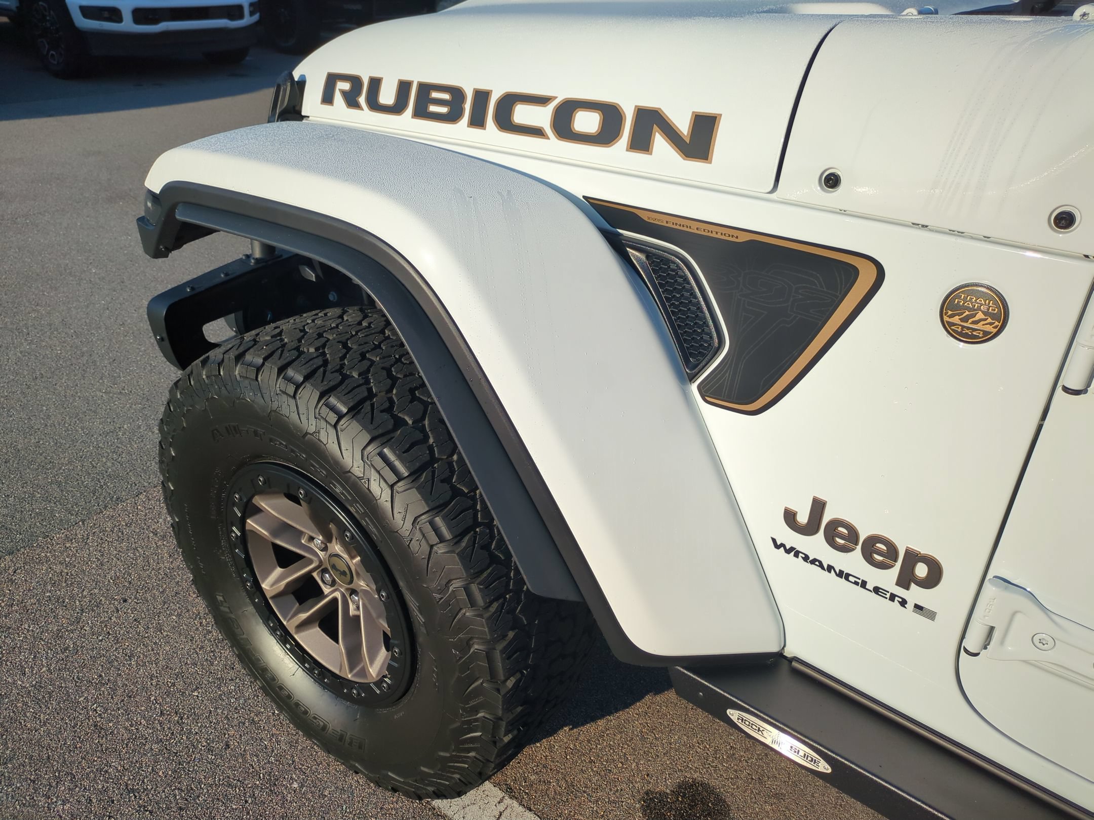 Used 2024 Jeep Wrangler Unlimited Rubicon 392 AWD/4WD image 12
