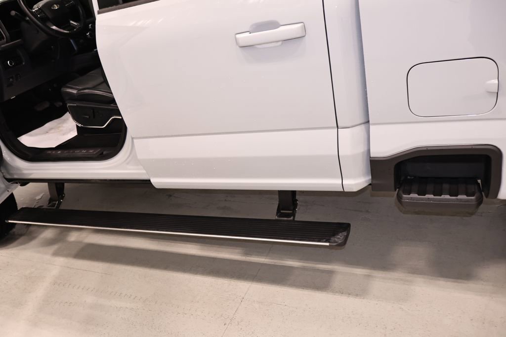 Certified 2025 Ford F250 Platinum w/ Tremor Off-Road Package AWD/4WD image 48