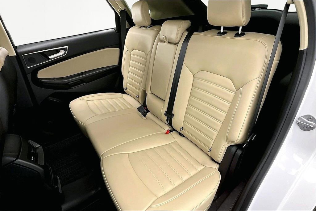Certified 2024 Ford Edge SEL w/ Convenience Package image 26