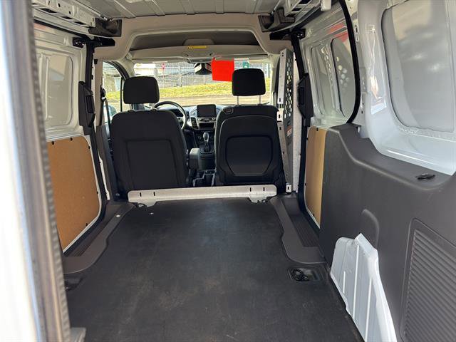 Certified 2023 Ford Transit Connect XL image 17