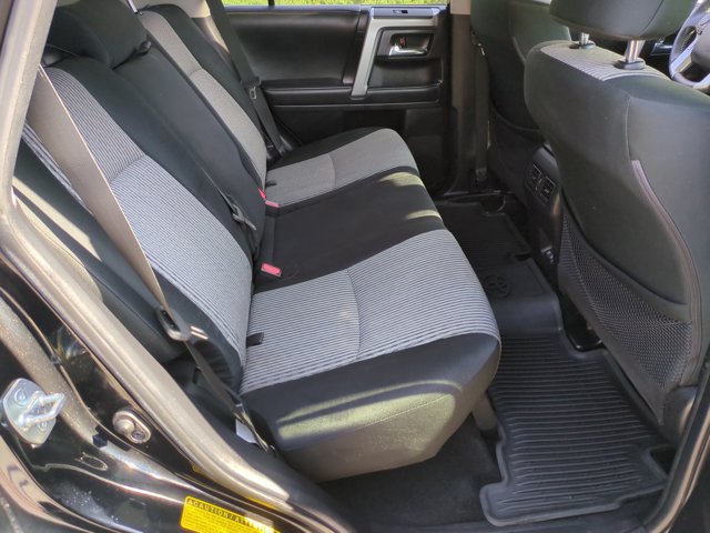 Used 2022 Toyota 4Runner SR5 AWD/4WD image 32