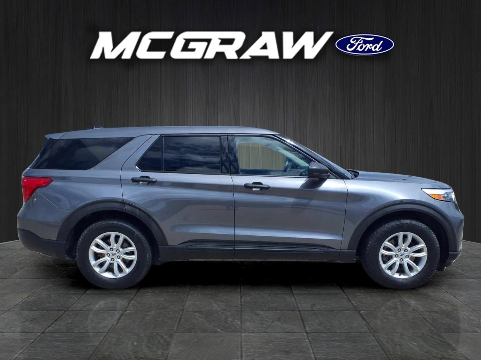 Certified 2021 Ford Explorer 2WD image 6