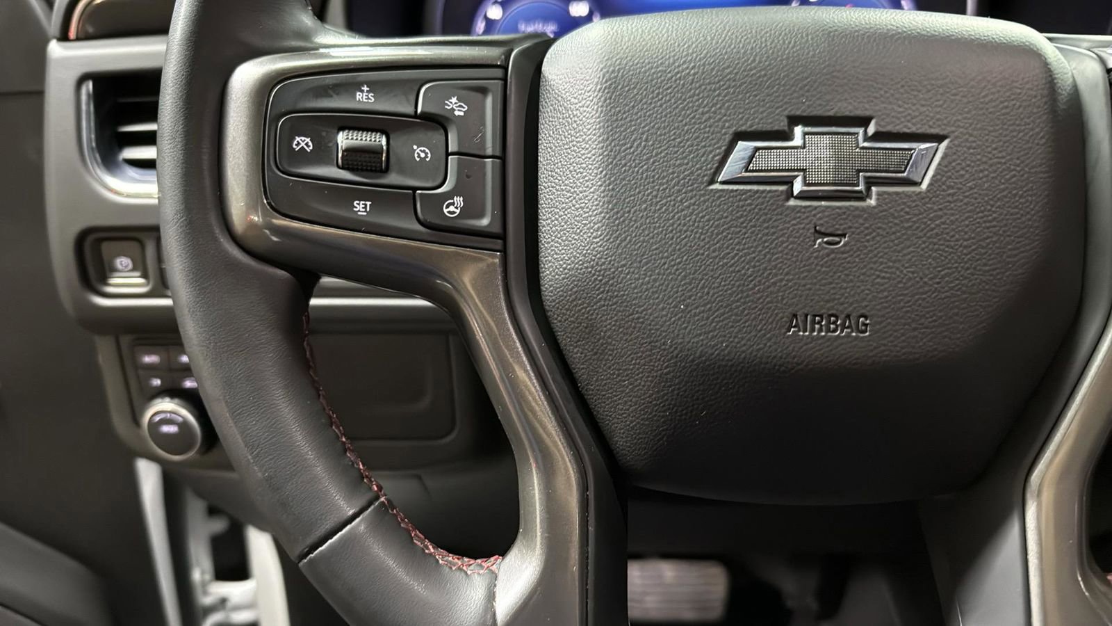 Used 2023 Chevrolet Tahoe RST w/ Luxury Package image 17