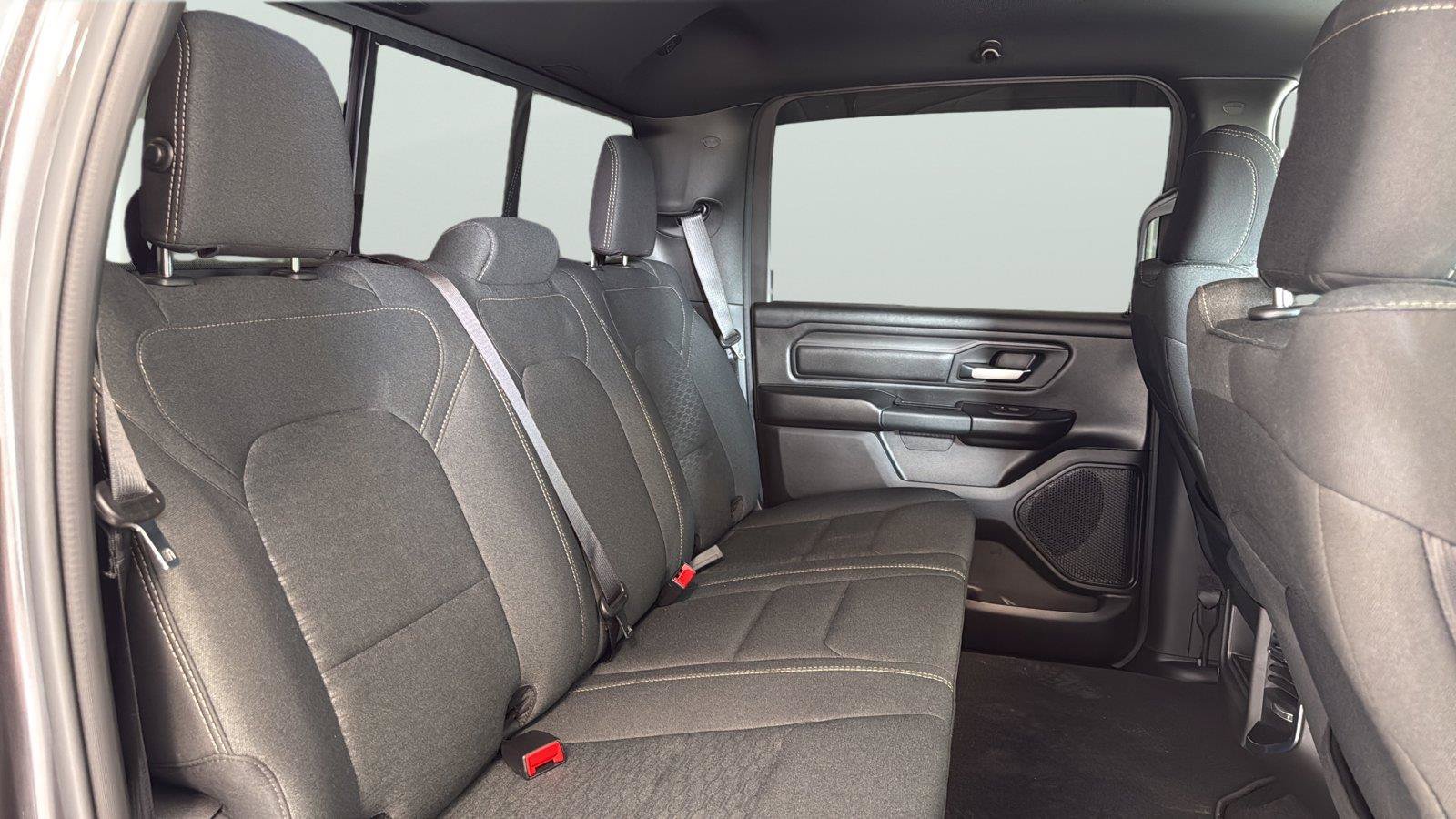 Used 2026 RAM 1500 Express AWD/4WD image 17