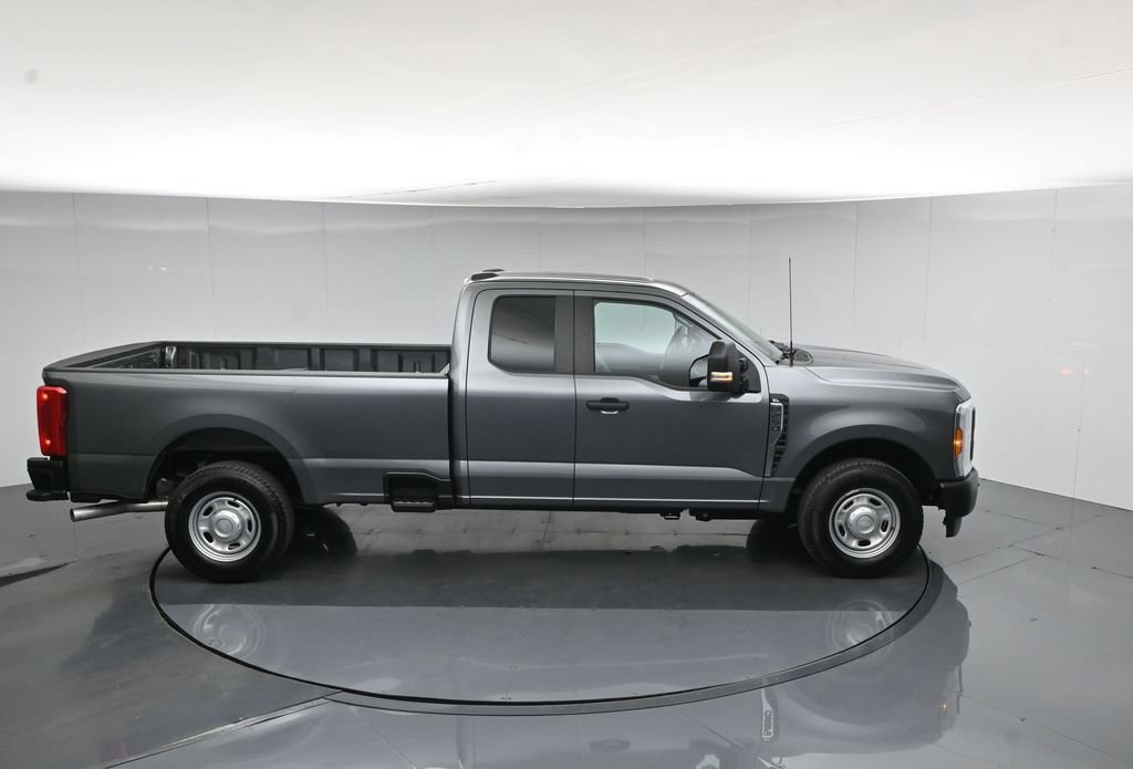 Certified 2025 Ford F250 XL RWD image 40