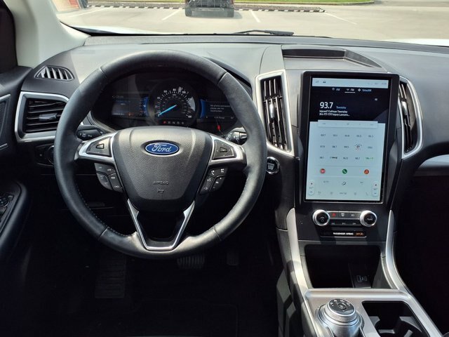 Certified 2024 Ford Edge SEL w/ Convenience Package AWD/4WD image 9