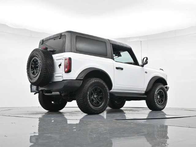 Certified 2023 Ford Bronco Wildtrak AWD/4WD image 35